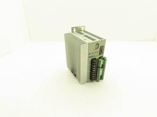 Allen Bradley 2098-DSD-020 Ultra 3000 Servo Drive 120/240V 1PH V1.45 Ser B
