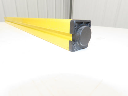 Contrinex Light Curtain Sender Receiver Set 30mm Res. 12M Range 49 Beam