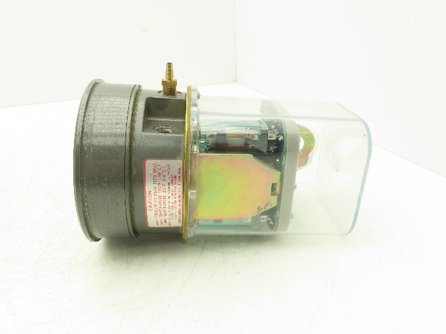 Dwyer 3000-00C Photohelic Pressure Switch Gauge 25PSI 120F .25" Of Water