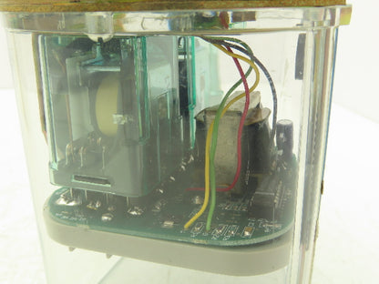 Dwyer 3000-00C Photohelic Pressure Switch Gauge 25PSI 120F .25" Of Water