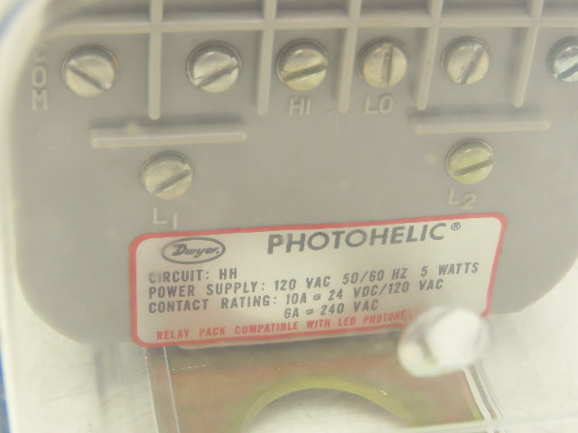 Dwyer 3000-00C Photohelic Pressure Switch Gauge 25PSI 120F .25" Of Water