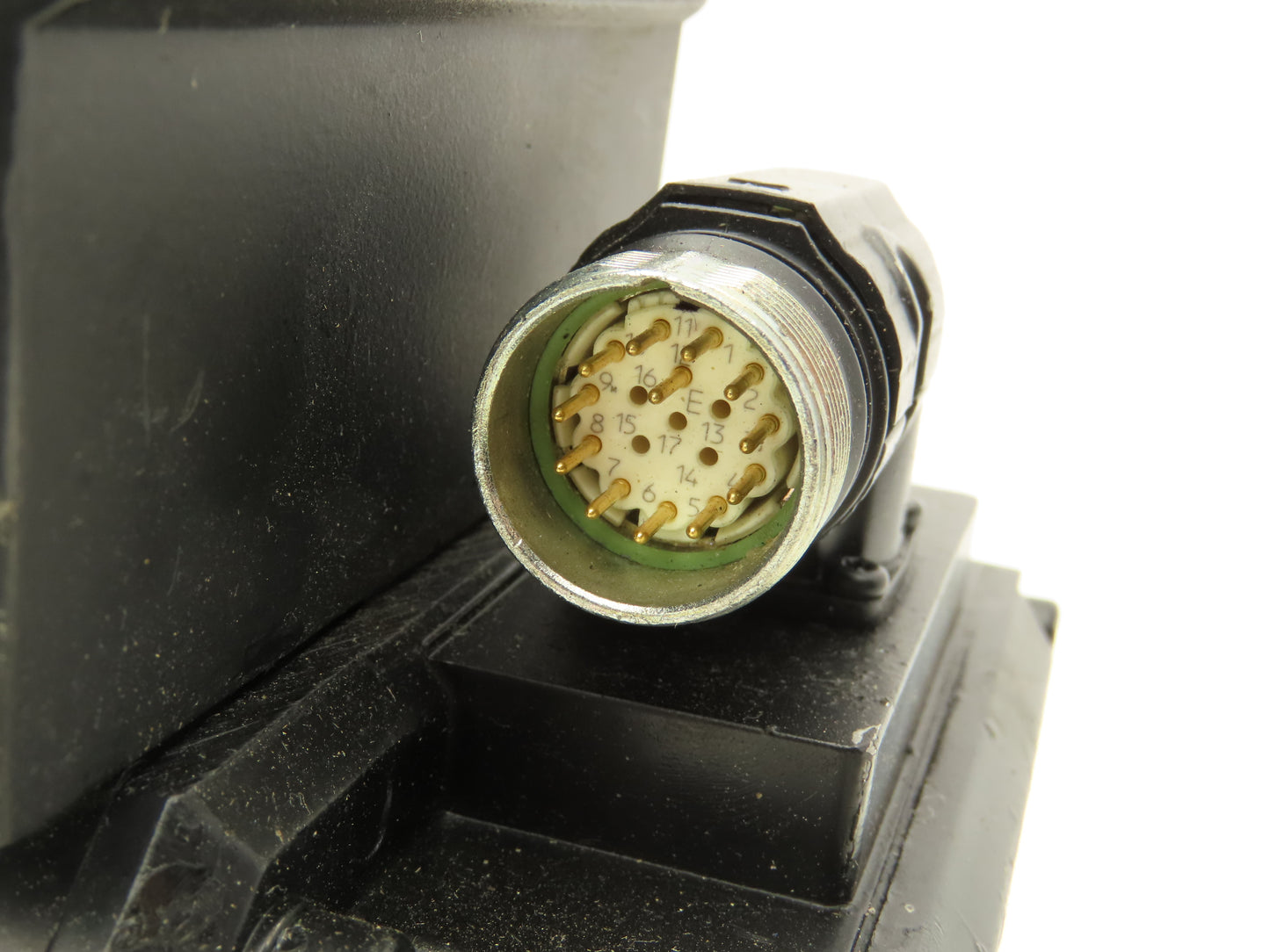 Baumuller DS 71-B Servo Motor 1.35kW 2000 RPM 24V Brake