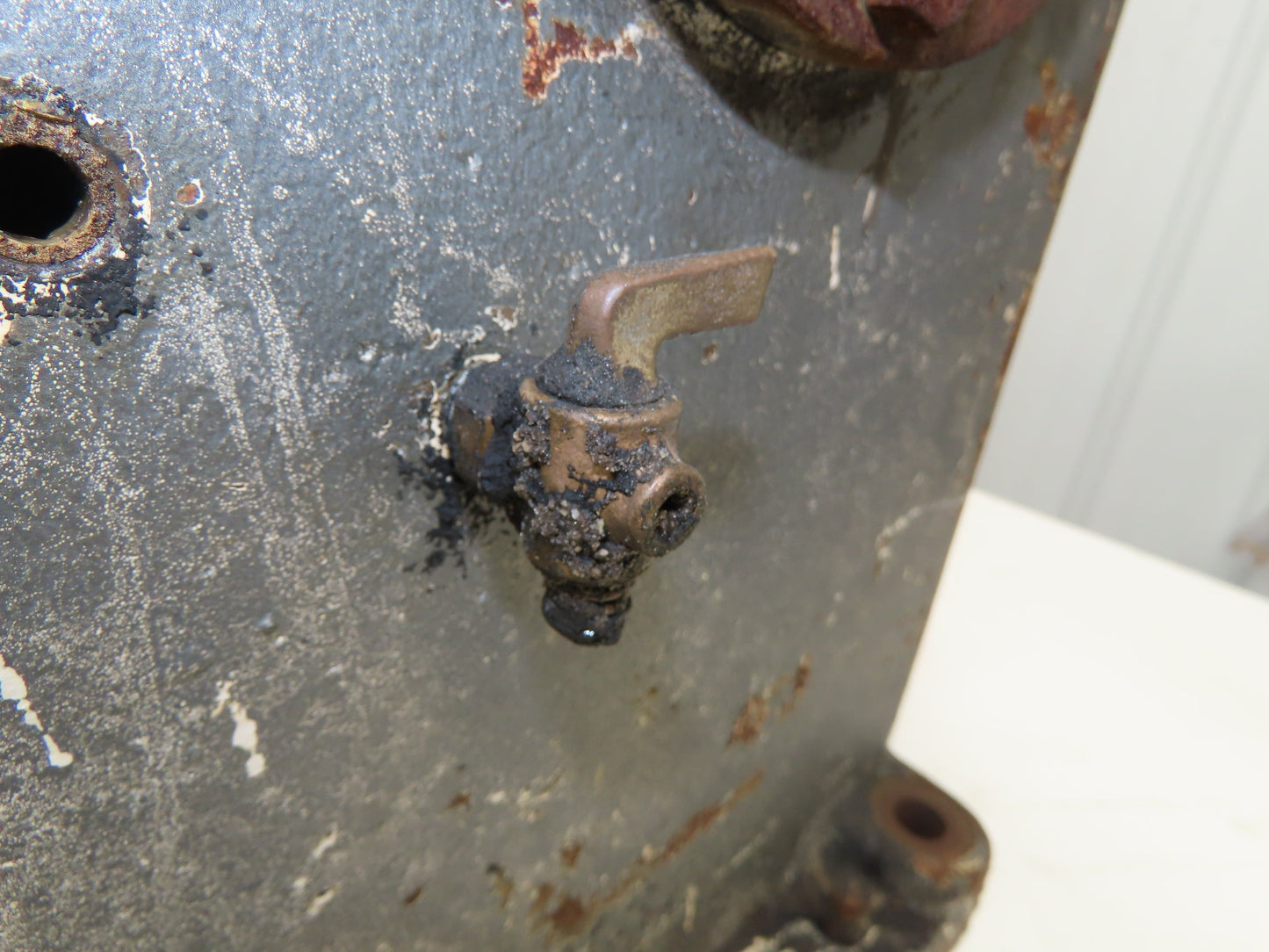 Cleveland Worm & Gear 200AT Speed Reducer 79:1 Gearbox 2.8Hp 22rpm RH Output