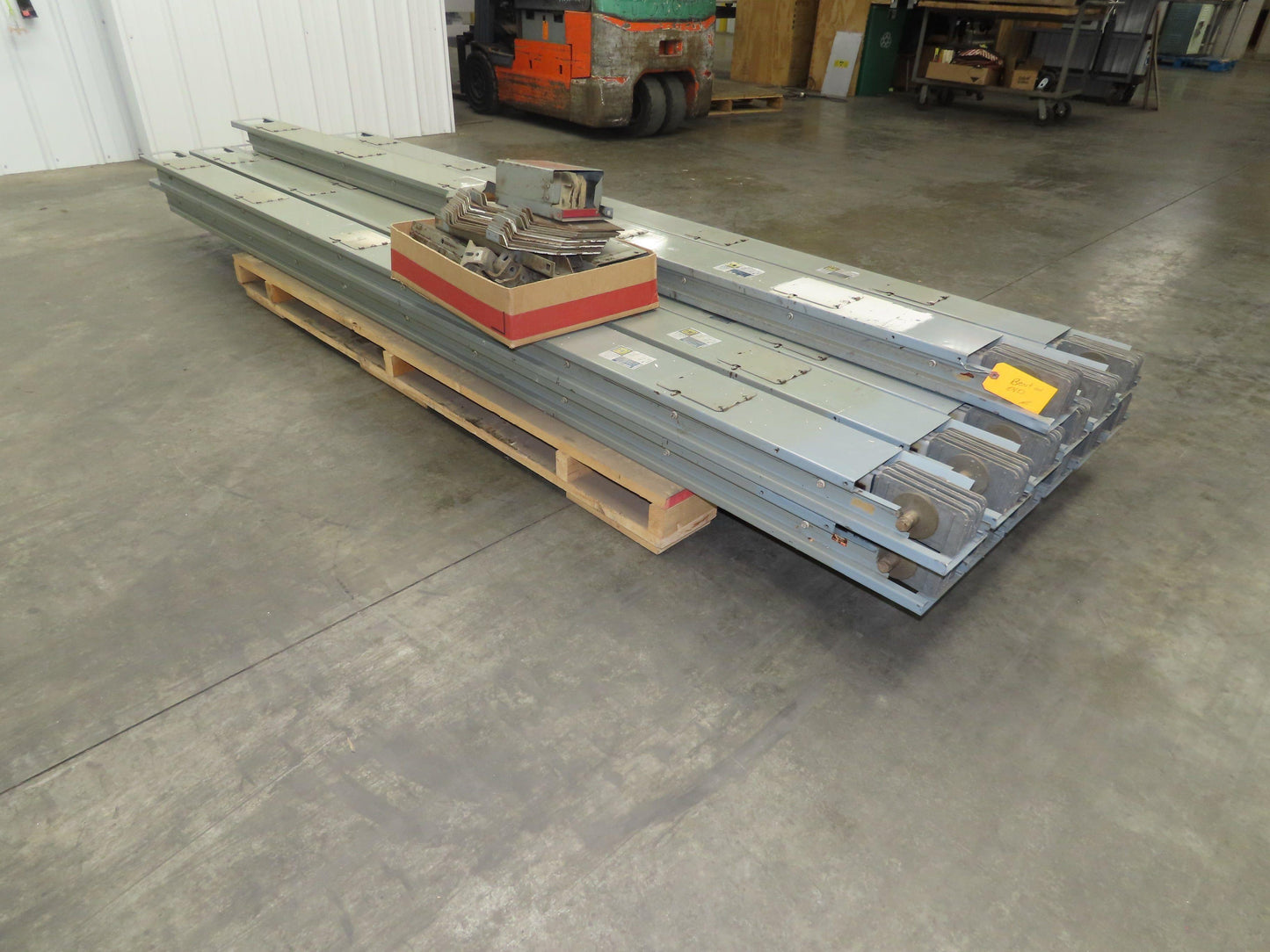 Square D Aluminum I-Line Plug-In Busway 400A 600V 3P 10' Lot of 13