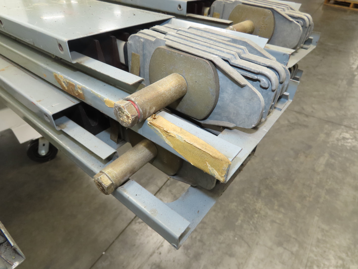 Square D Aluminum I-Line Plug-In Busway 225A 600V 3P 10' Lot of 10