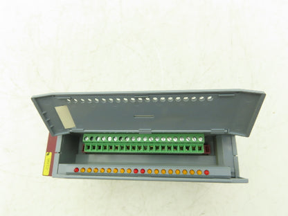 B&R 3D0479.6 Digital Output Module 16 Point 24VDC 5A REV GO Cracked Plastic