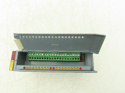 B&R 3D0479.6 Digital Output Module 16 Point 24VDC 5A REV GO Cracked Plastic