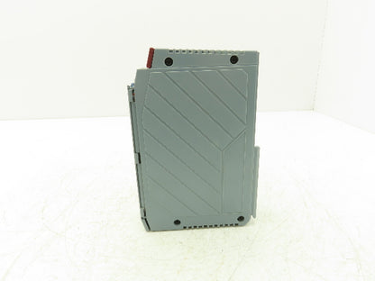 B&R 3D0479.6 Digital Output Module 16 Point 24VDC 5A REV GO Cracked Plastic