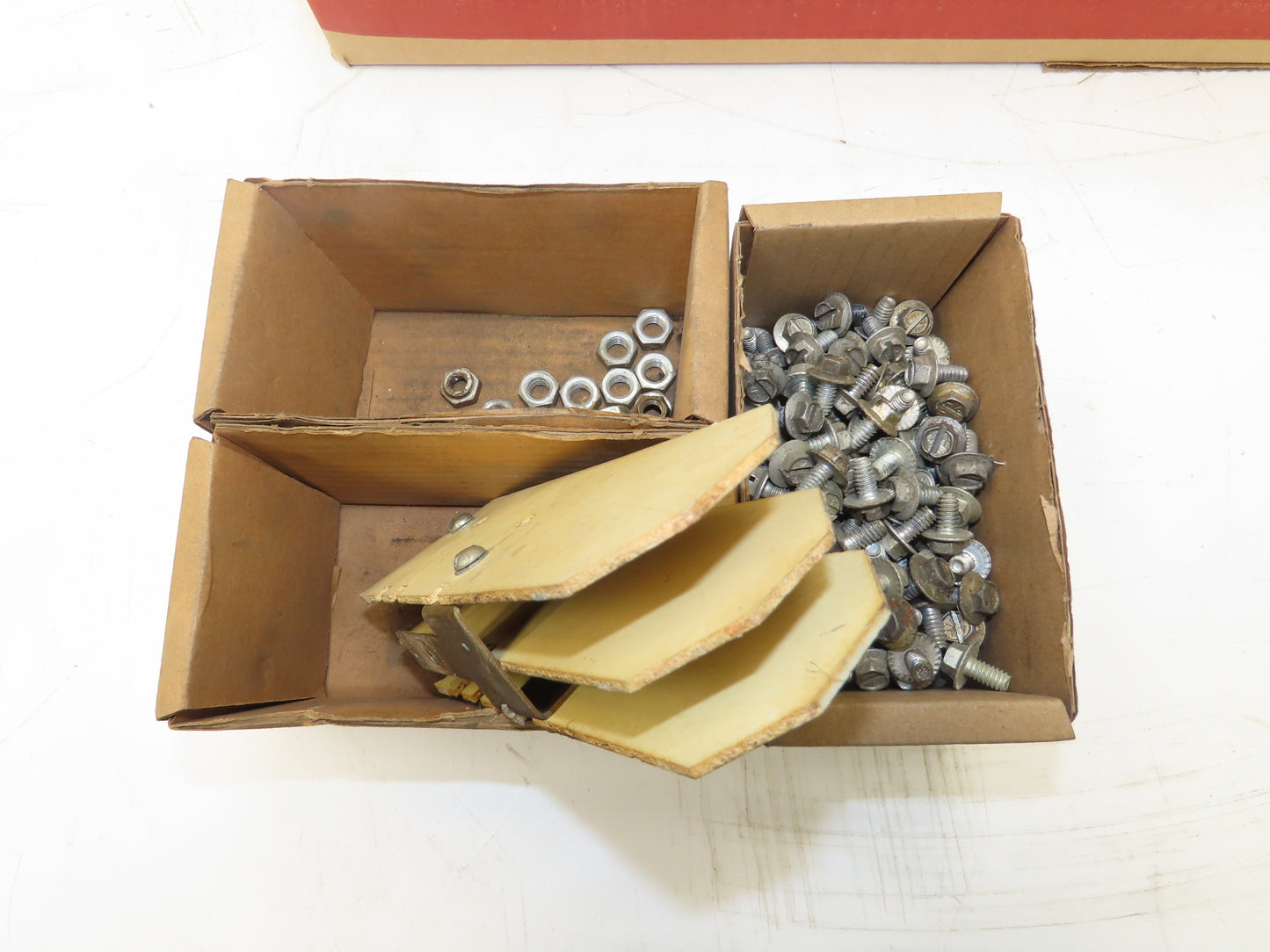 Square D I-Line Busway Plug In Duct Support Hardware