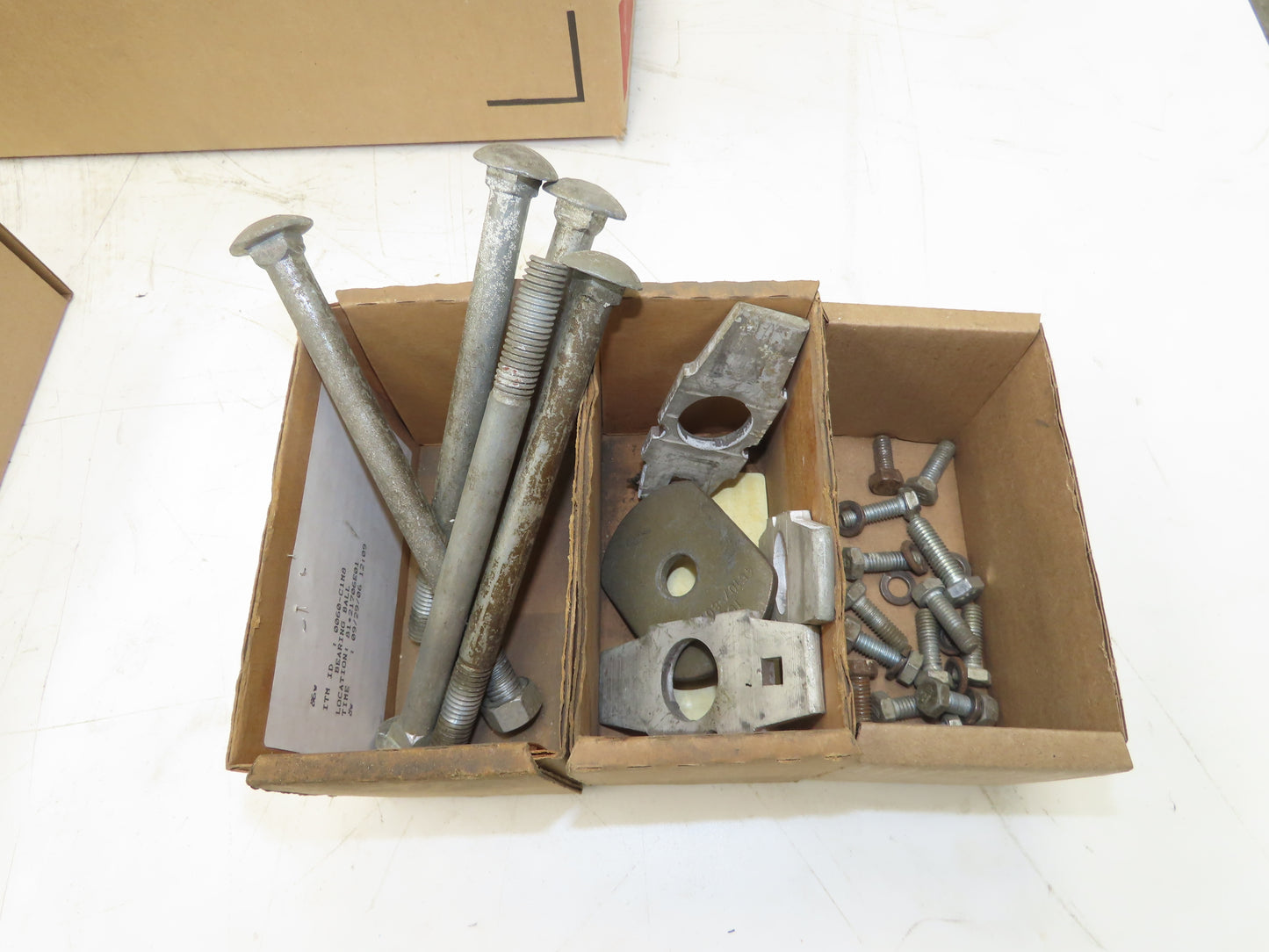 Square D I-Line Busway Plug In Duct Support Hardware