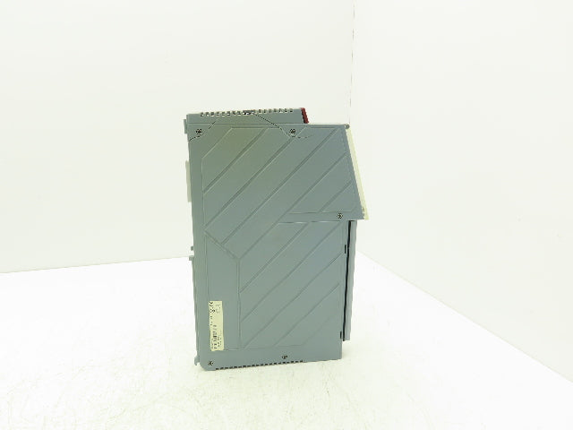 B&R Automation 2DI426.6 Digital Input 426 Module 32 Input 24VDC Rev C0 Cracked