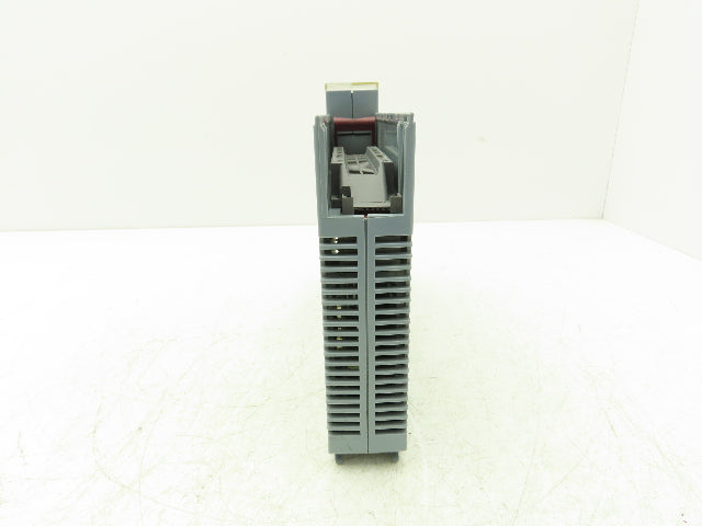 B&R Automation 2DI426.6 Digital Input 426 Module 32 Input 24VDC Rev C0 Cracked