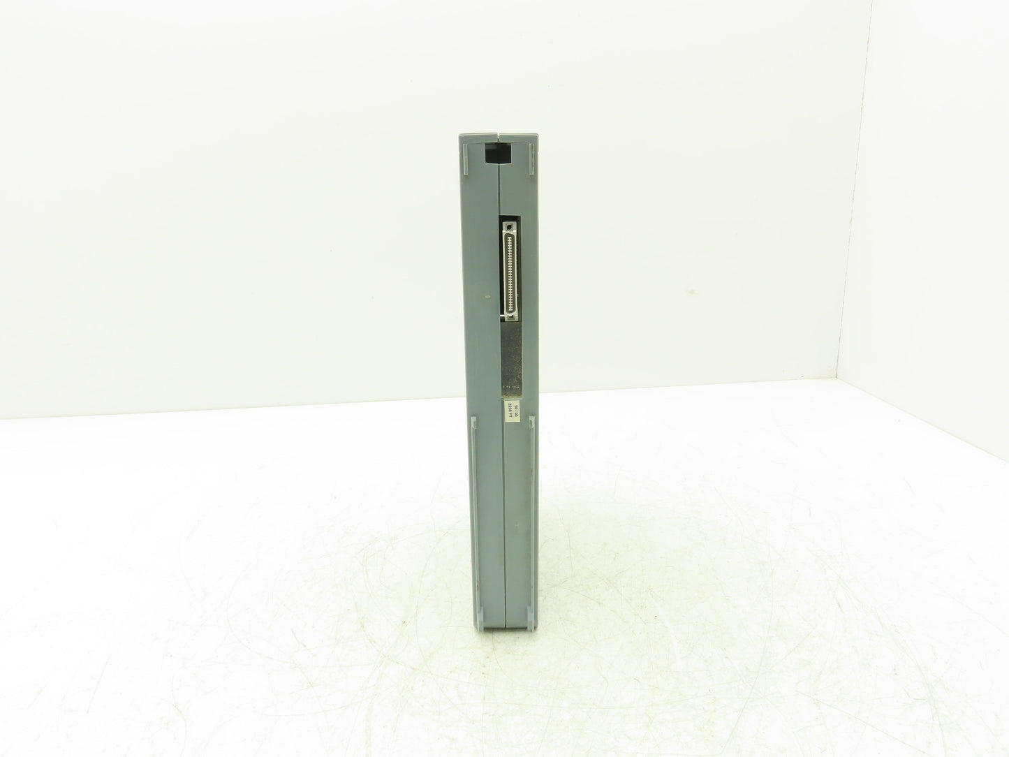 B&R Automation 2DI426.6 Digital Input 426 Module 32 Input 24VDC Rev C0 Cracked