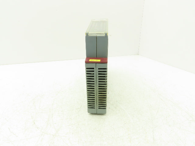 B&R Automation 2D0428.6 Digital Output Module DO 428 Tra 24VDC 2A Rev CO Cracked
