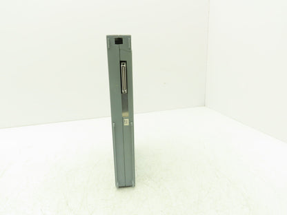 B&R Automation 2D0428.6 Digital Output Module DO 428 Tra 24VDC 2A Rev CO Cracked
