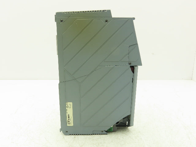 B&R Automation 2DI426.6 Digital Input 426 Module 32 Input 24VDC Rev C0 Cracked