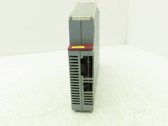 B&R Automation 2D0428.6 Digital Output Module DO 428 Tra 24VDC 2A Rev CO Cracked