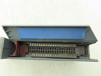 B&R Automation 2D0428.6 Digital Output Module DO 428 Tra 24VDC 2A Rev CO Cracked