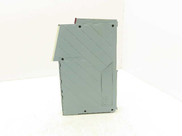 B&R Automation 2D0428.6 Digital Output Module DO 428 Tra 24VDC 2A Rev CO Cracked