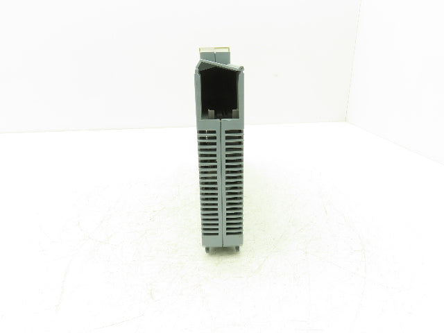 B&R Automation 2D0428.6 Digital Output Module DO 428 Tra 24VDC 2A Rev 14 Cracked