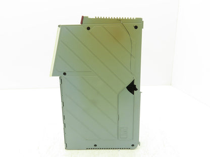 B&R Automation 2D0428.6 Digital Output Module DO 428 Tra 24VDC 2A Rev 14 Cracked