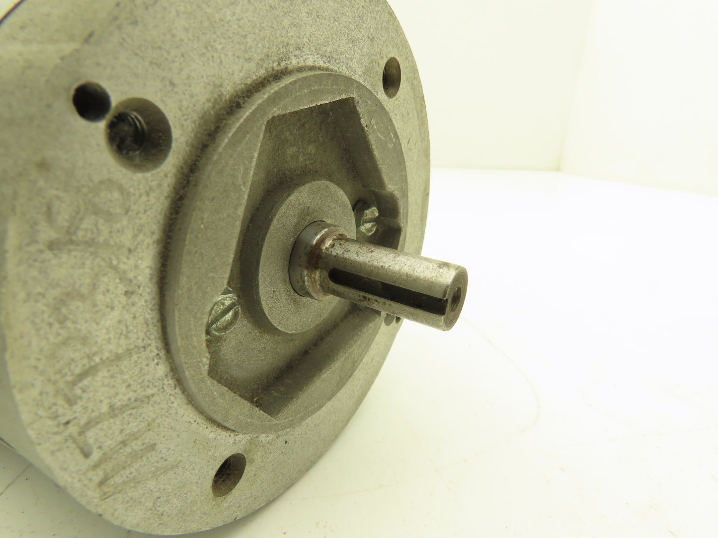 Boston Gear ACUT-B AC Motor.17Hp 1750 RPM 230/460V 3PH 42CZ C-Face Frame