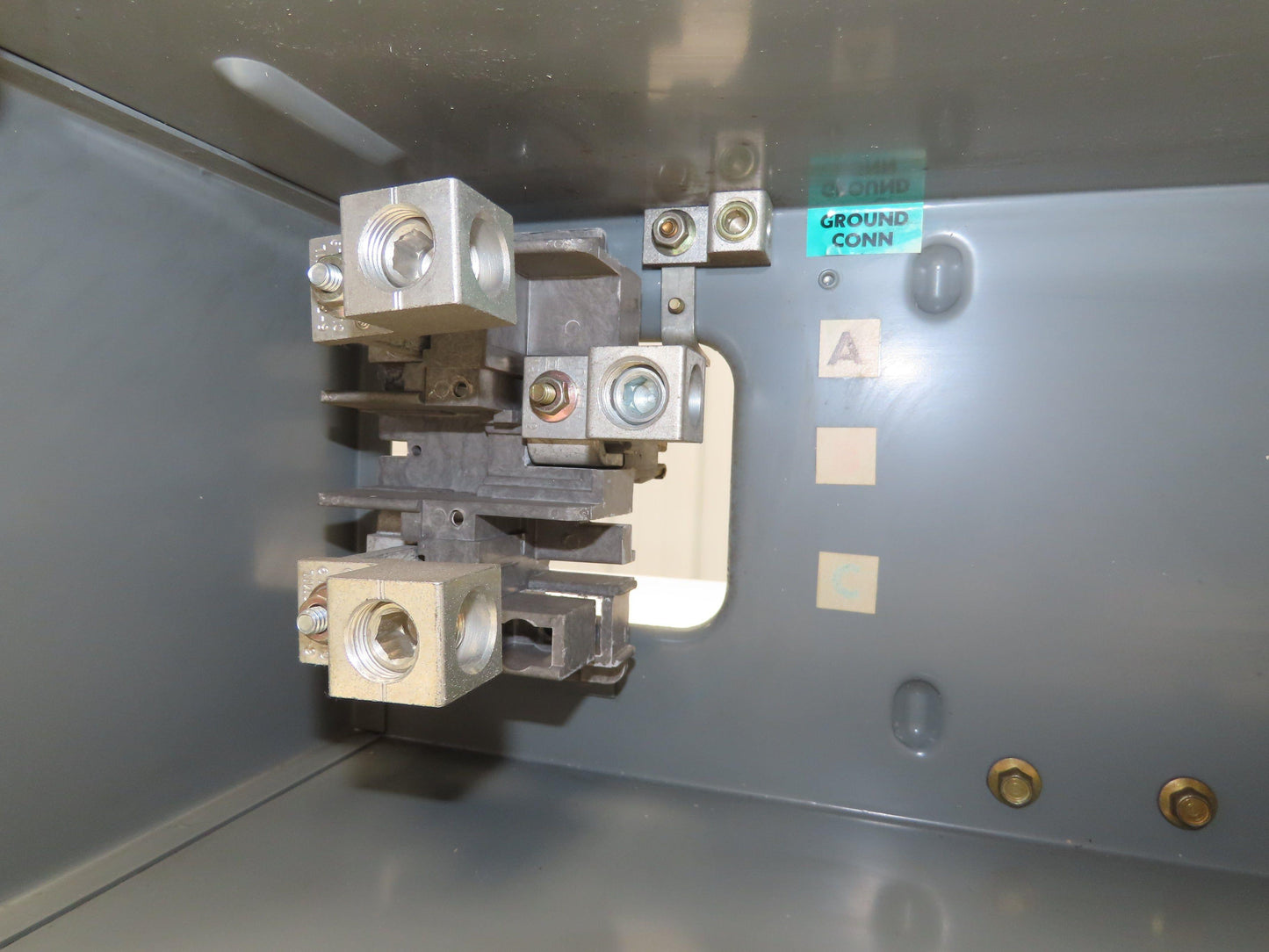 Square D PTB302G I-Line Power Busway Tap Box 225A 600V 3 Pole 3W