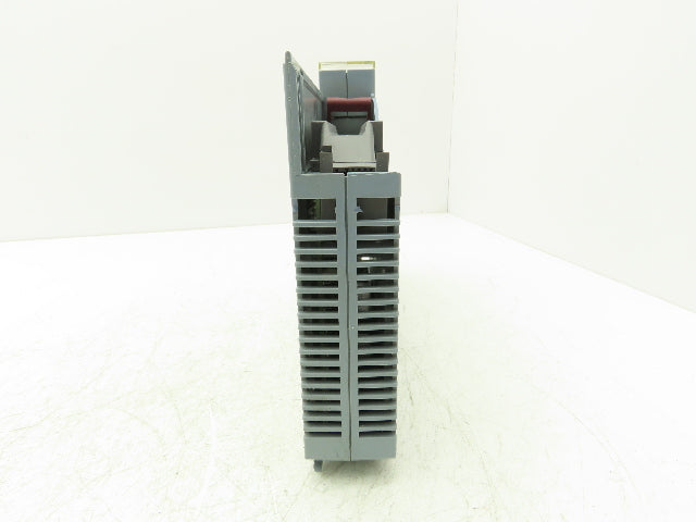 B&R Automation 2D0428.6 Digital Output Module DO 428 Tra 24VDC 2A Rev CO Cracked