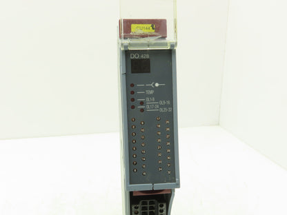 B&R Automation 2D0428.6 Digital Output Module DO 428 Tra 24VDC 2A Rev CO Cracked