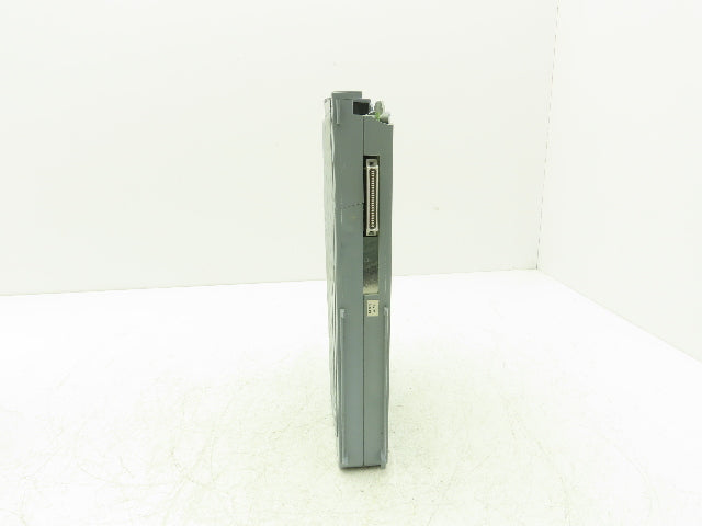 B&R Automation 2D0428.6 Digital Output Module DO 428 Tra 24VDC 2A Rev CO Cracked