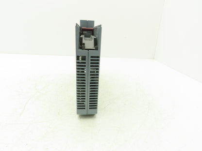 B&R Automation 2D0428.6 Digital Output Module DO 428 Tra 24VDC 2A Rev CO Cracked