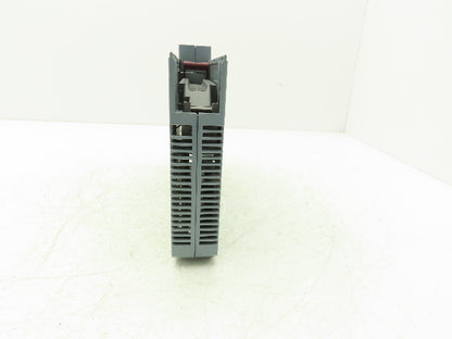 B&R Automation 2D0428.6 Digital Output Module DO 428 Tra 24VDC 2A Rev CO Cracked