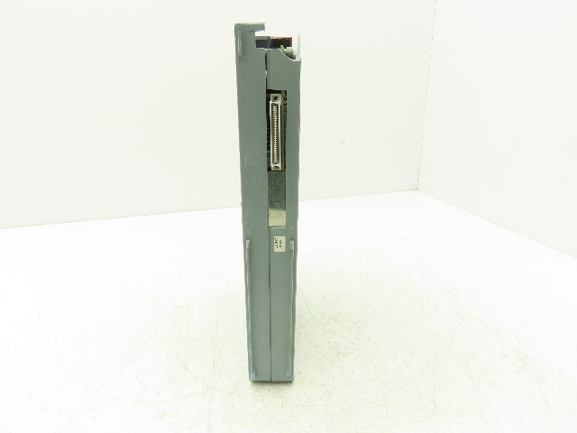 B&R Automation 2D0428.6 Digital Output Module DO 428 Tra 24VDC 2A Rev CO Cracked