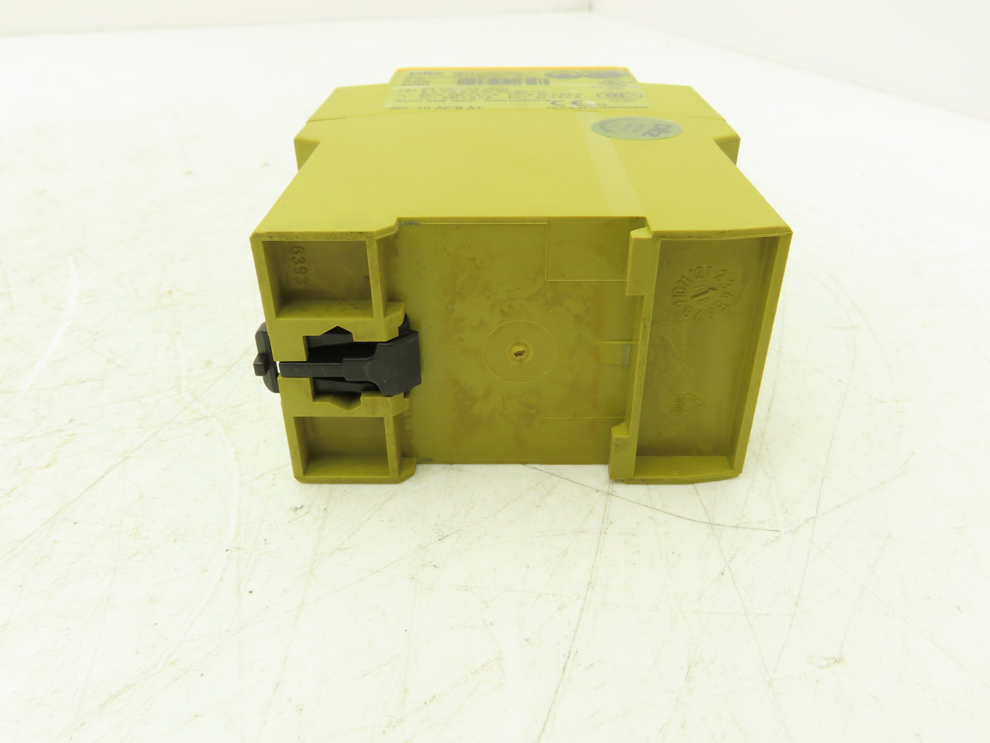 Pilz PNOZ X3 Safety Relay 24VAC 24VDC 3n/o 1n/c 1so 2.5W 60Hz