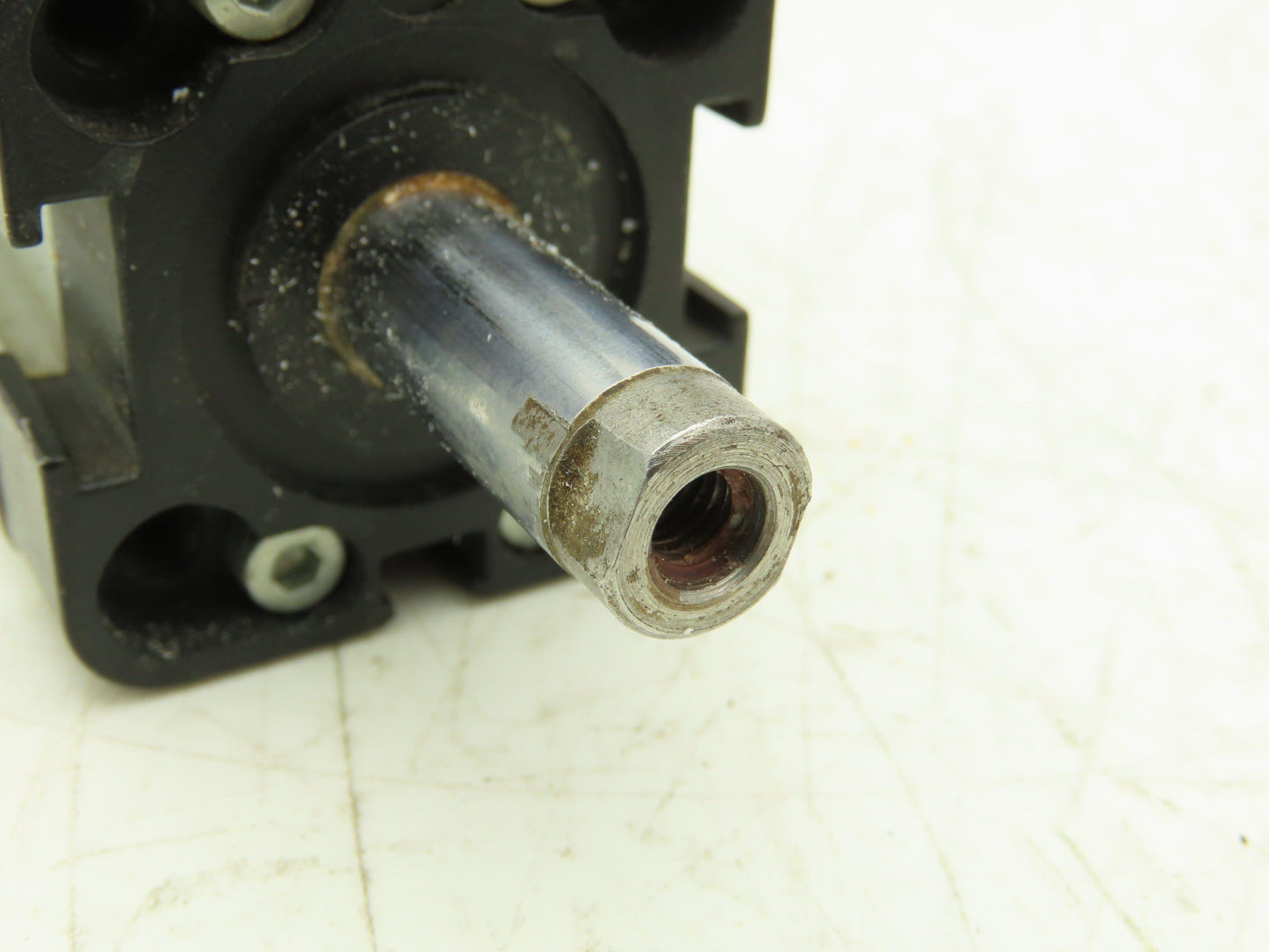 Pneumax 0734022602B Pneumatic Air Cylinder 32mm Bore 25mm stroke Lot of 8