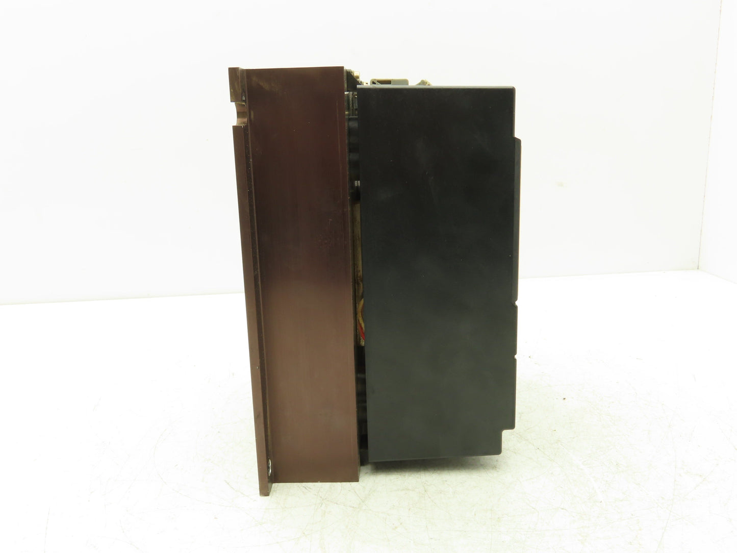 Allen Bradley 150-A35NA AC Drive 3Ph 230V Input 10Hp 230v Output Ser A