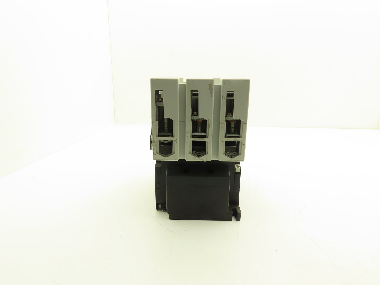 Moeller Motor Starter Contactor Overload Relay 600V 225A 150Hp