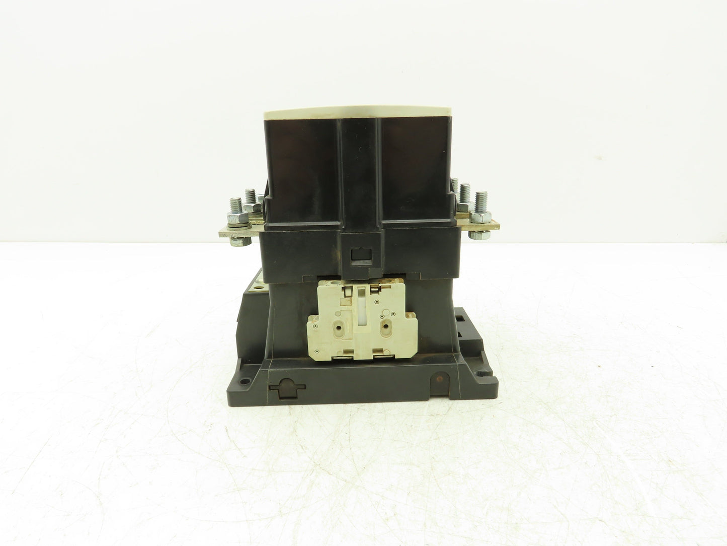 Siemens 3TF52 Motor Starter IEC Contactor 3Ph 1000V 150Hp 200A Coil 240V