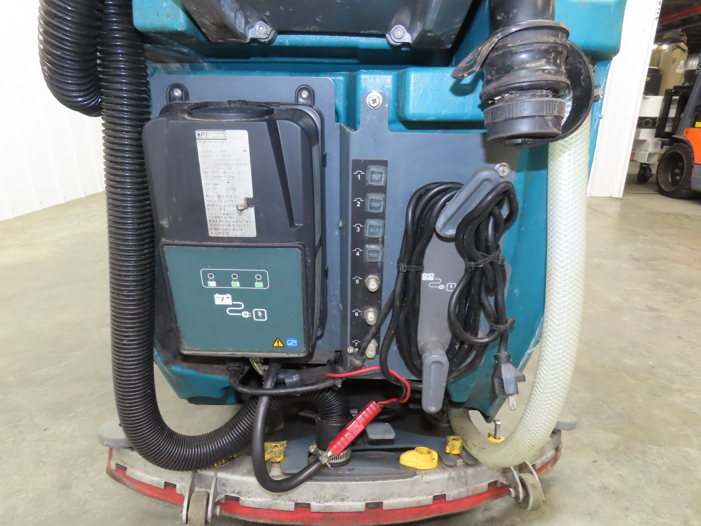 Tennant T500E Walk Behind Floor Scrubber 32" Disc Auto Scrubber 730H