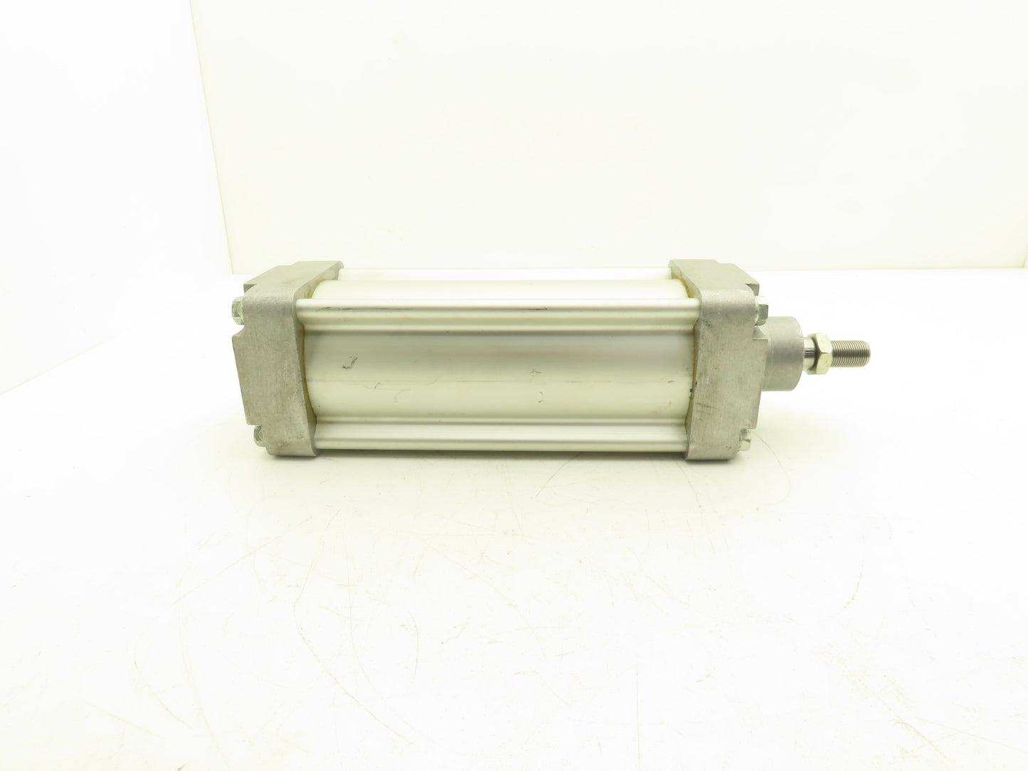 Festo DNGU-100-200PPV-A Pneumatic Air Cylinder 100mm Bore 200mm Stroke