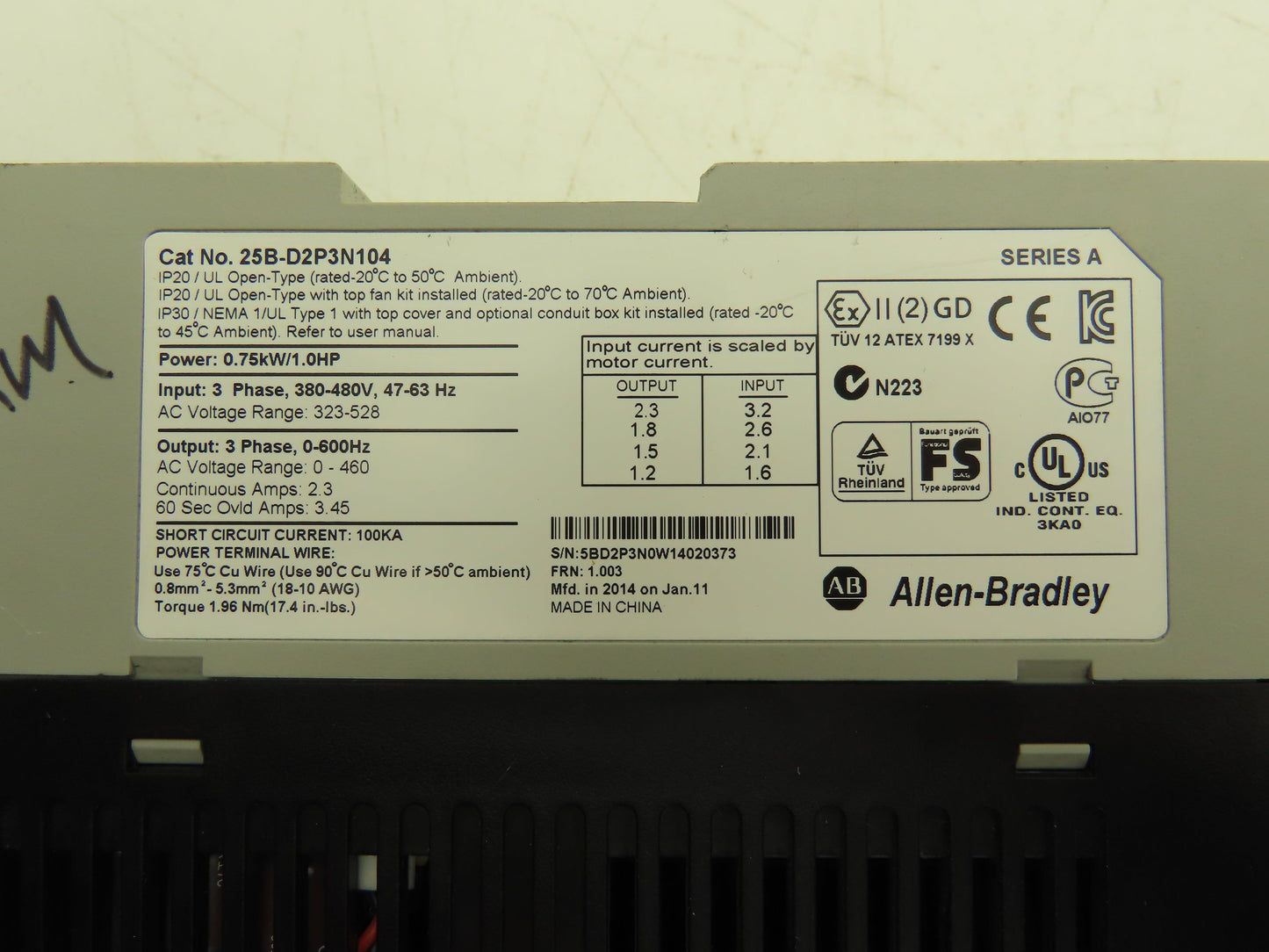 Allen Bradley 25B-D2P3N104 PowerFlex 525 VFD AC Drive 1Hp 480V 3Ph No Cover