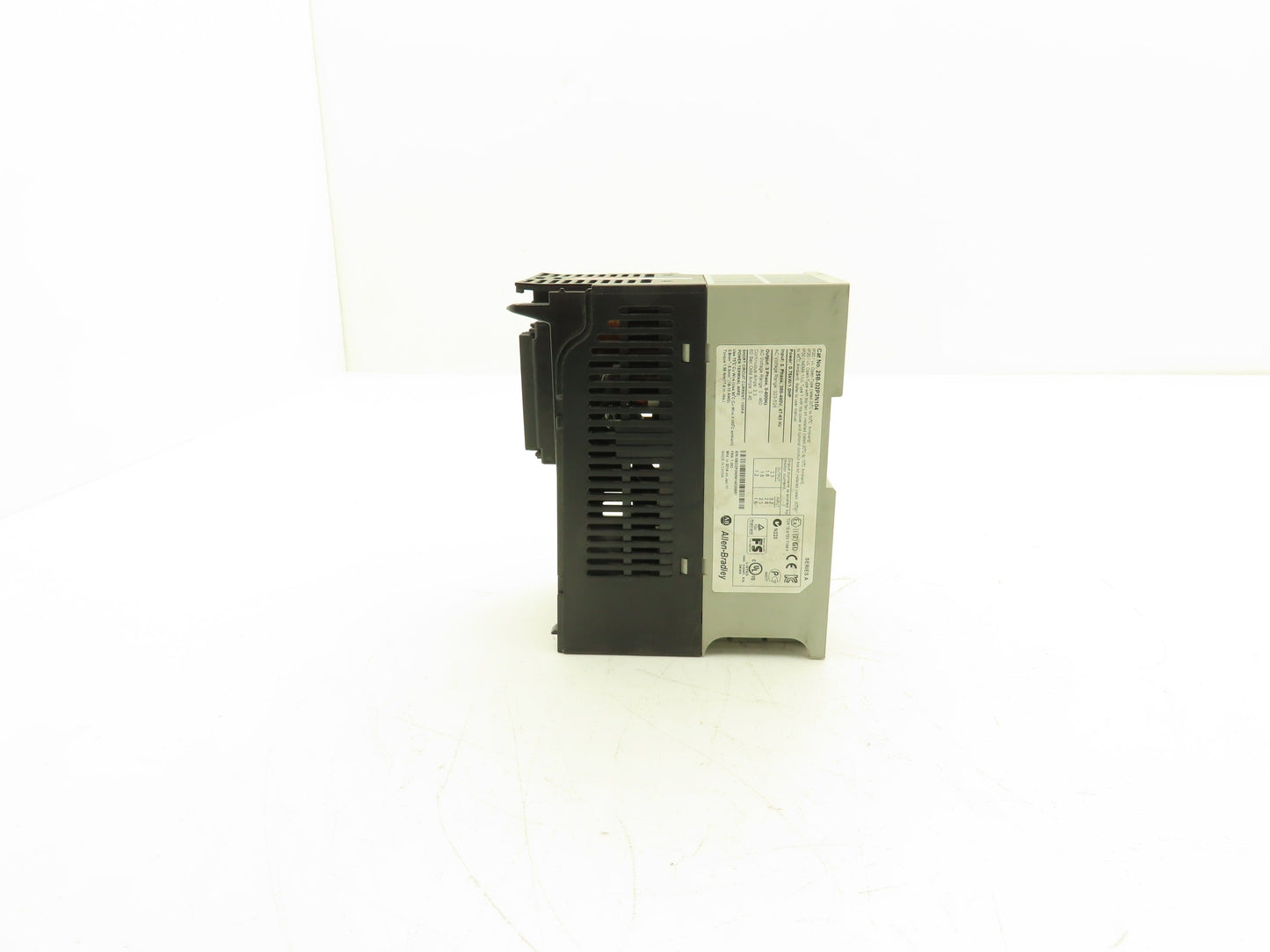 Allen Bradley 25B-D2P3N104 PowerFlex 525 VFD AC Drive 1Hp 480V 3Ph No Display