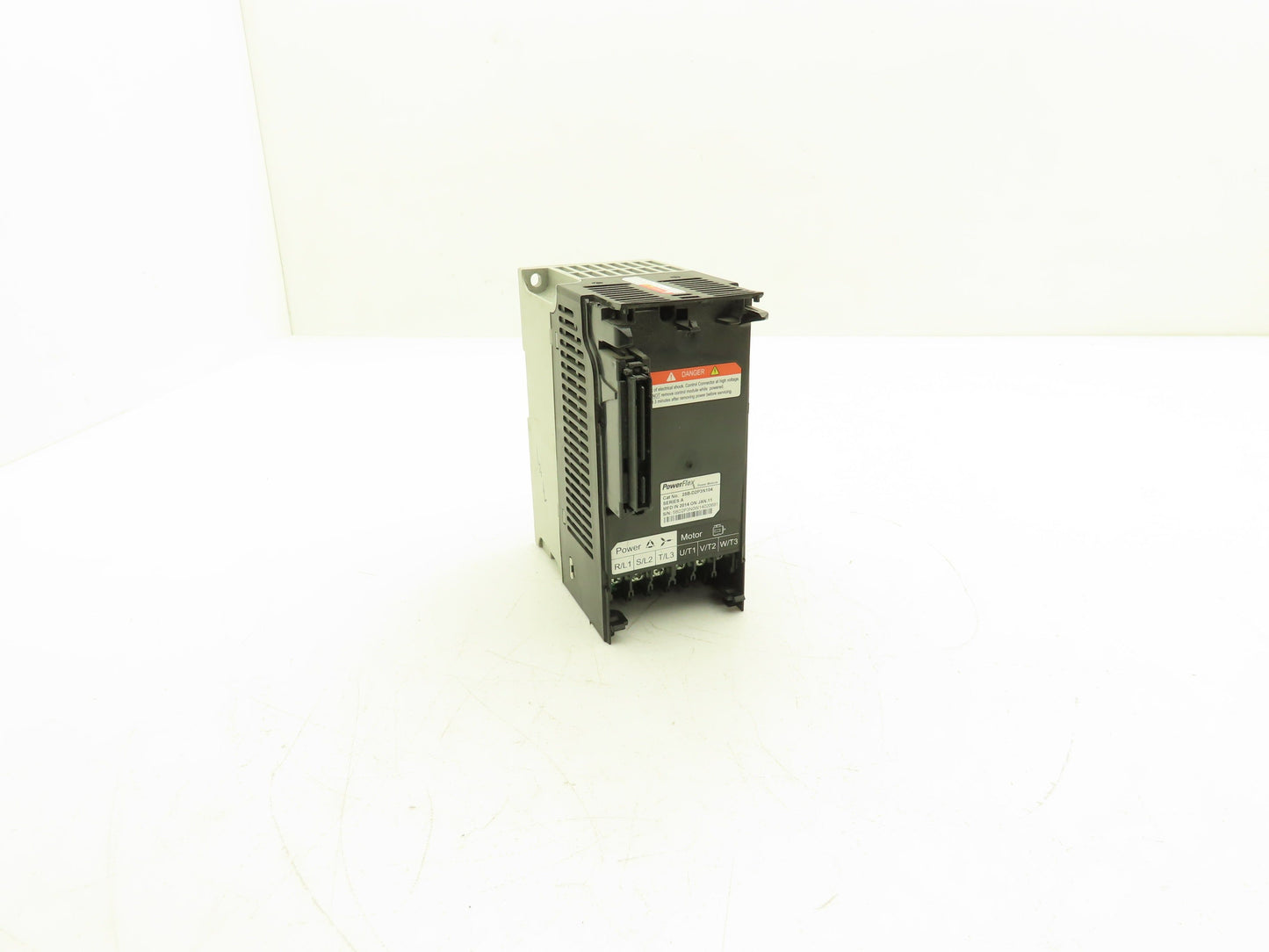 Allen Bradley 25B-D2P3N104 PowerFlex 525 VFD AC Drive 1Hp 480V 3Ph No Display