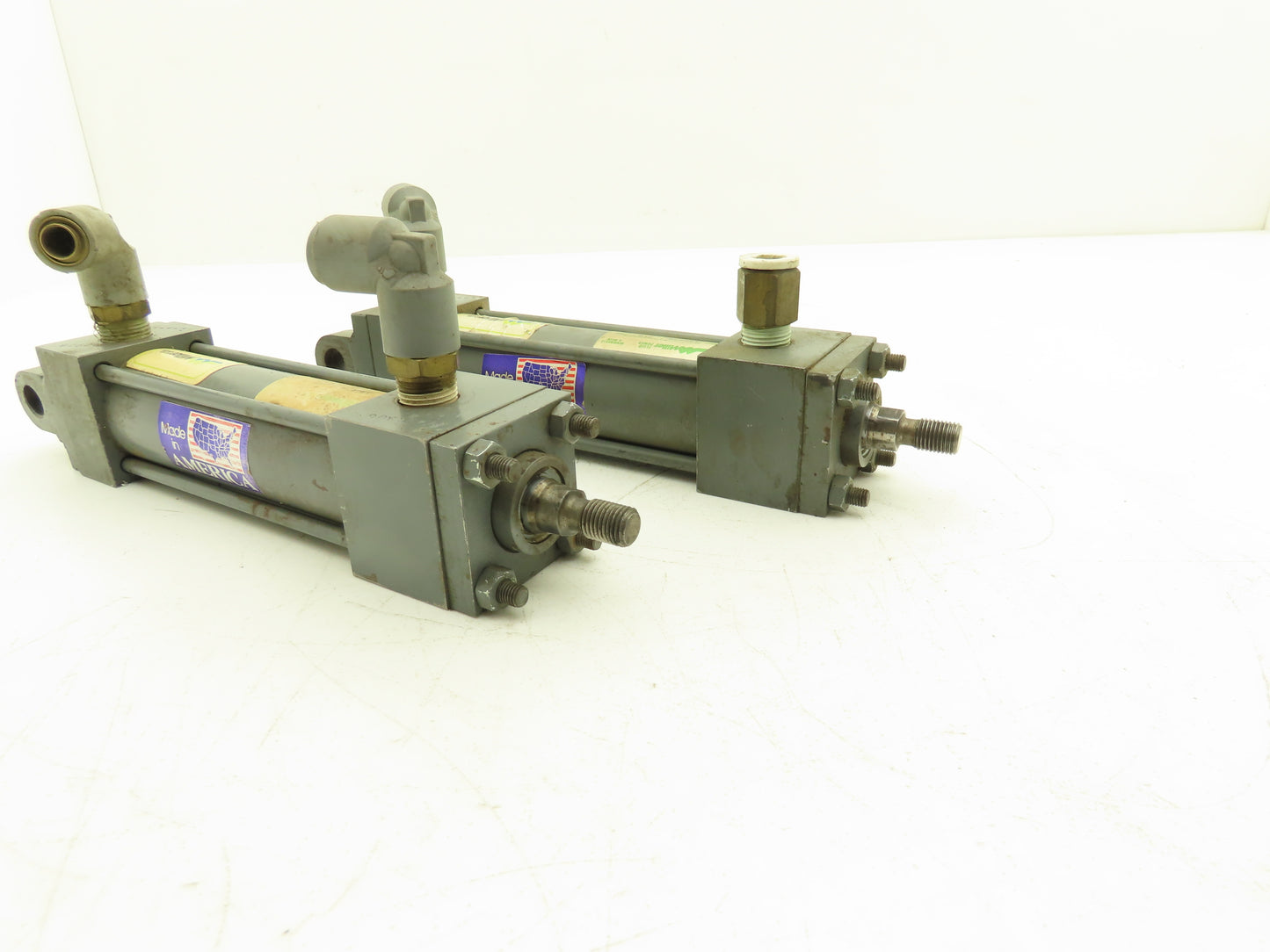 Miller A86R2B/A50B2B Pneumatic Air Cylinder 1-1/2" Bore 4" Stroke Lot of 2