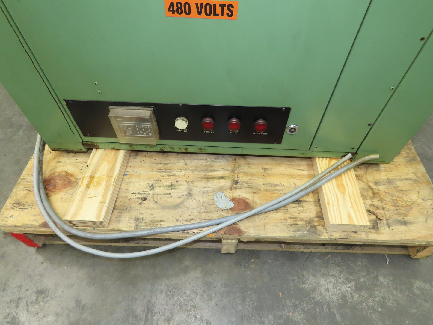 BKW DL65-3KKDI Refrigerated Chiller Cooling Oil Chiller 480V 3Ph 60Hz N 1700 Min