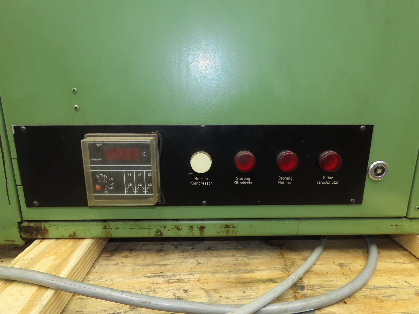 BKW DL65-3KKDI Refrigerated Chiller Cooling Oil Chiller 480V 3Ph 60Hz N 1700 Min