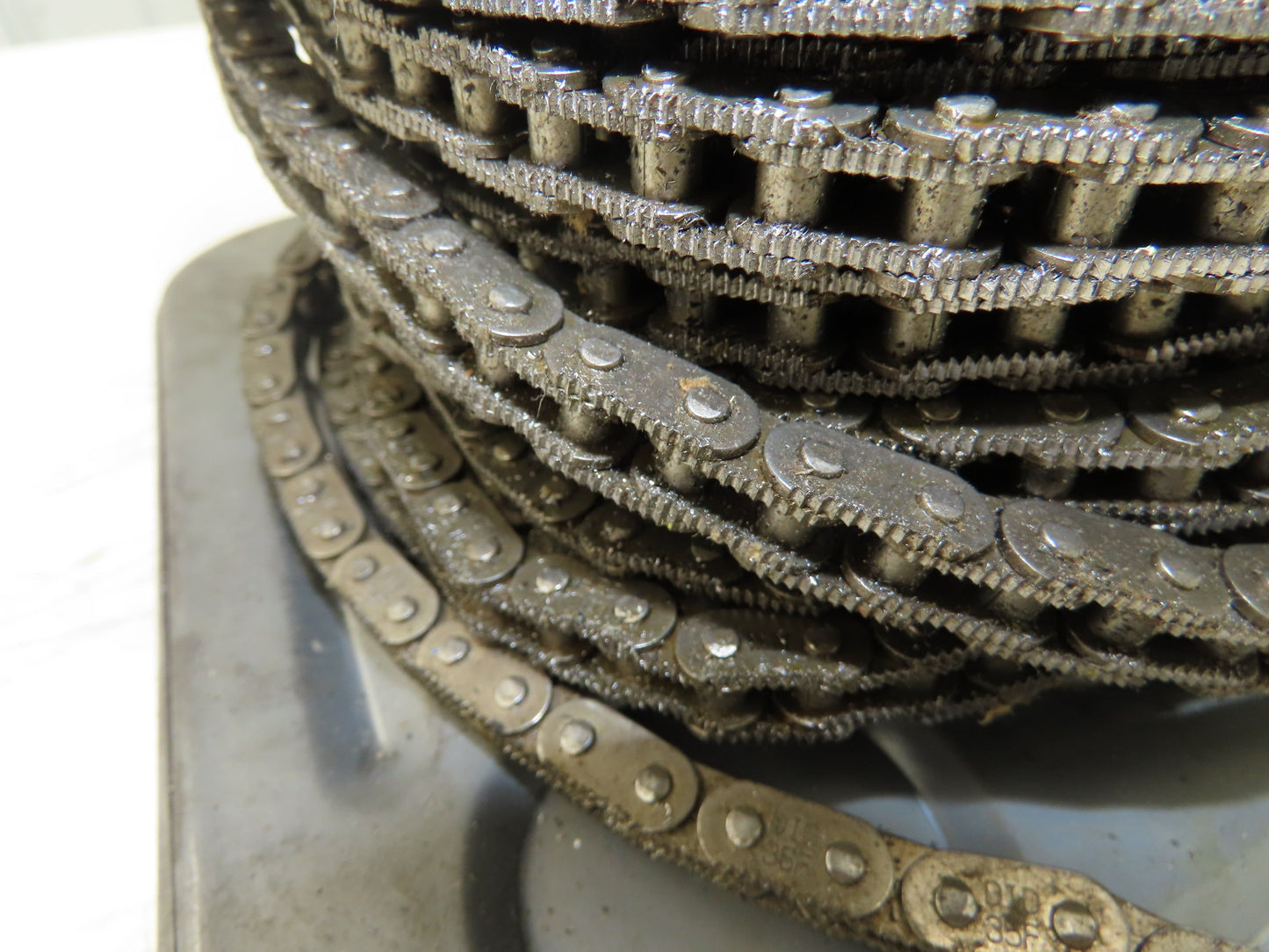 Daido Kogyo DID35F Sharp Top Conveyor Roller Chain #35 Serrated 150 Ft Roll