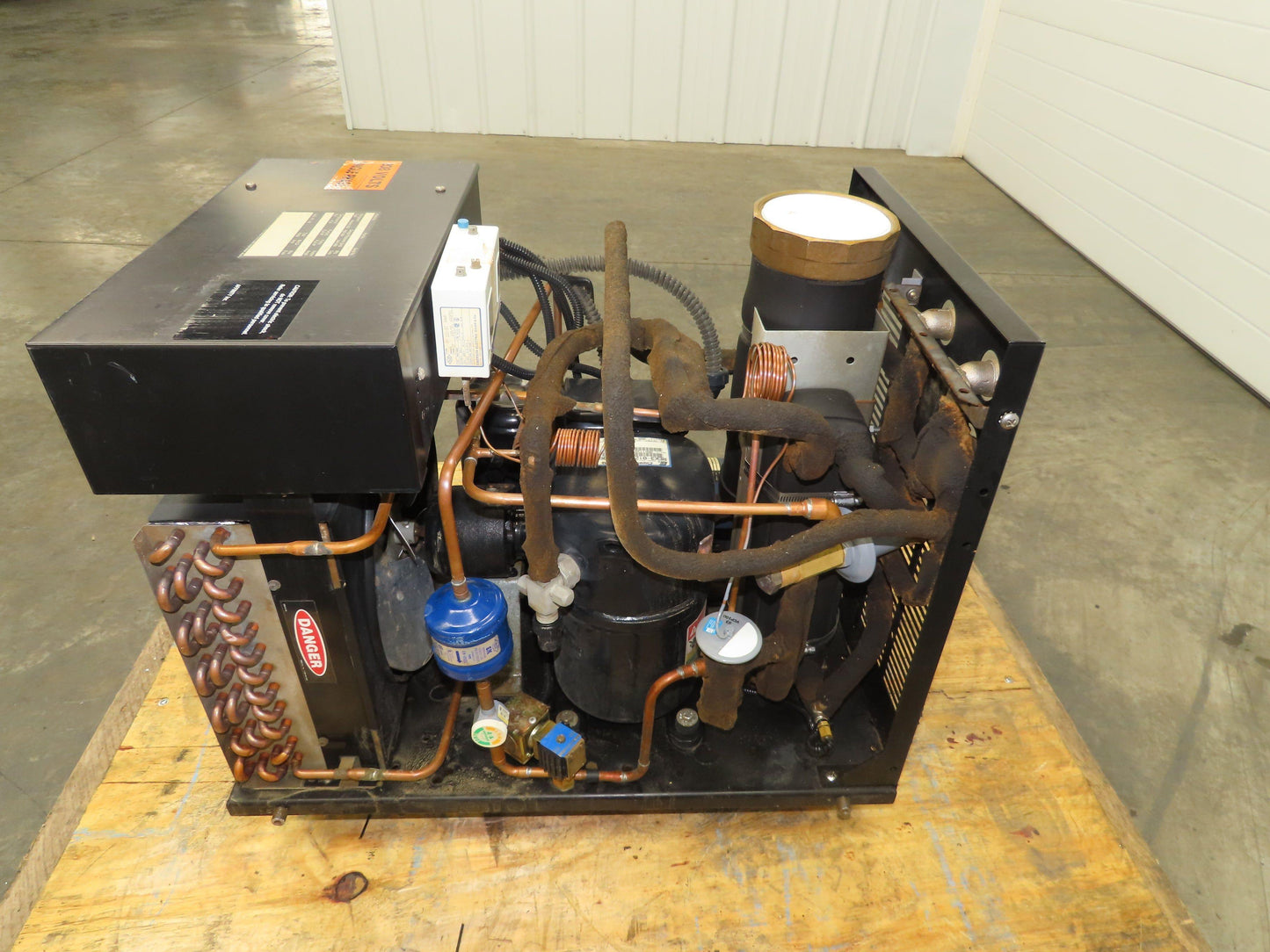 Affinity 9400 Laser Cutting Chiller Recirculating Pump 208/230V 1Ph Water Cooler