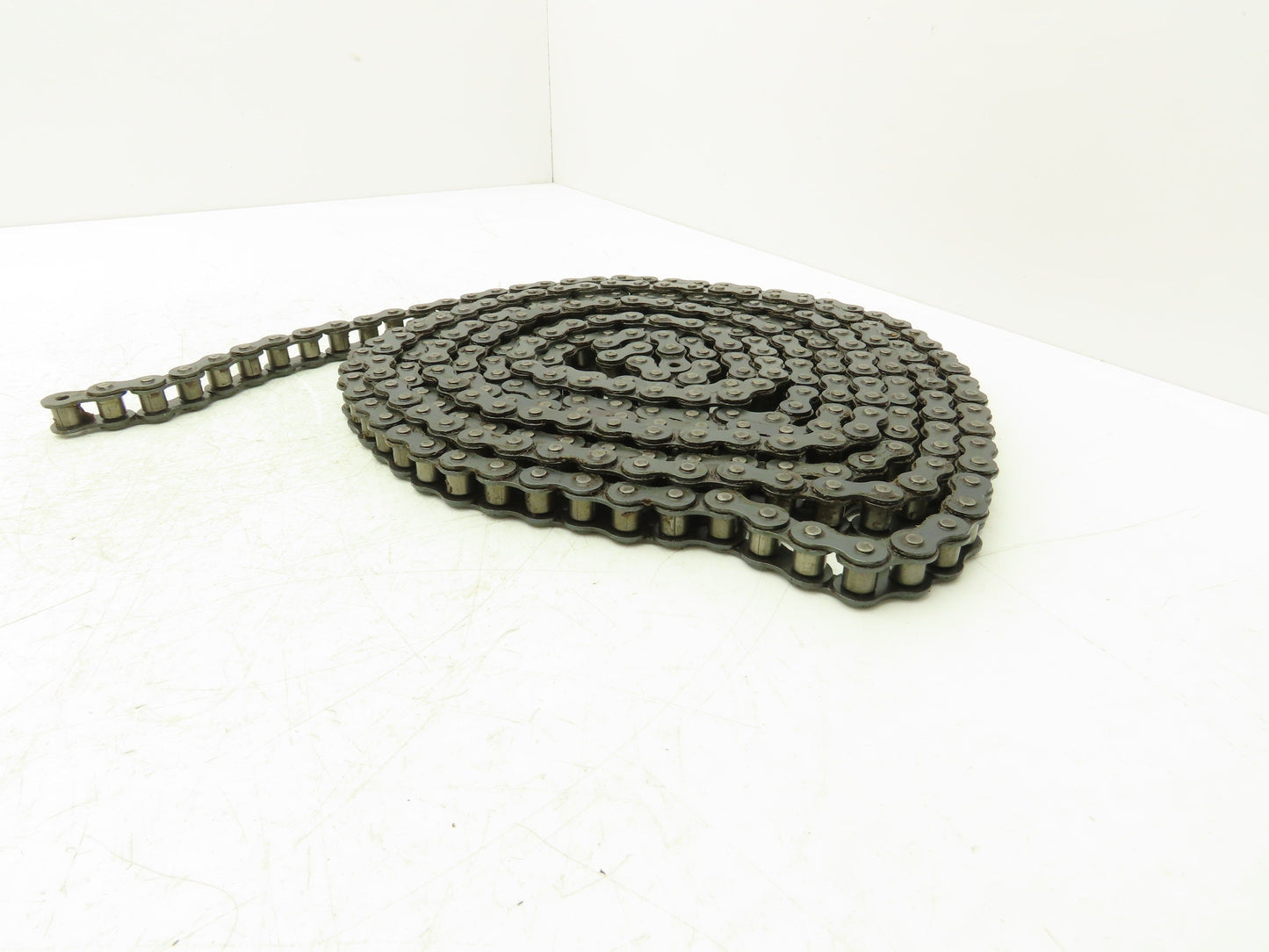 American Metrics #52 Ametric Roller Chain #52 Riveted 15.87mm Pitch 5m Length