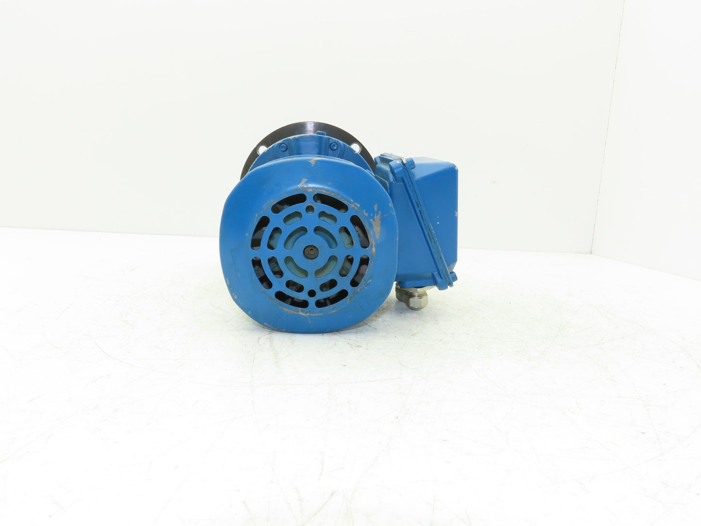 Sumitomo Cyclo CNFMS03-6095GB-87/G F63M/4 Gearmotor 20rpm .25kw 220-480V 87:1
